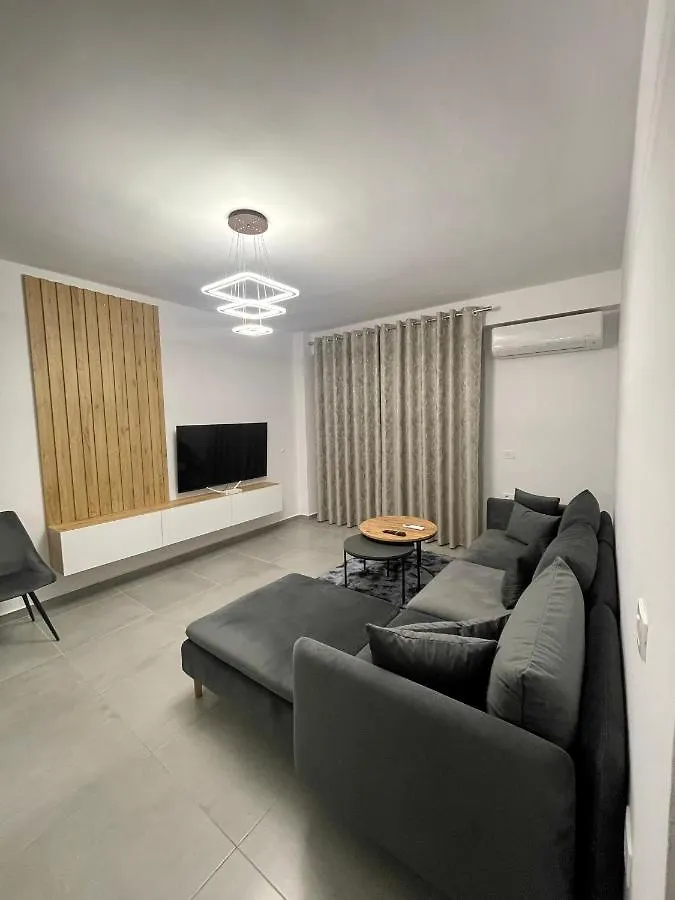 Seaview Modern Two Bedroom Apartment Sarandë