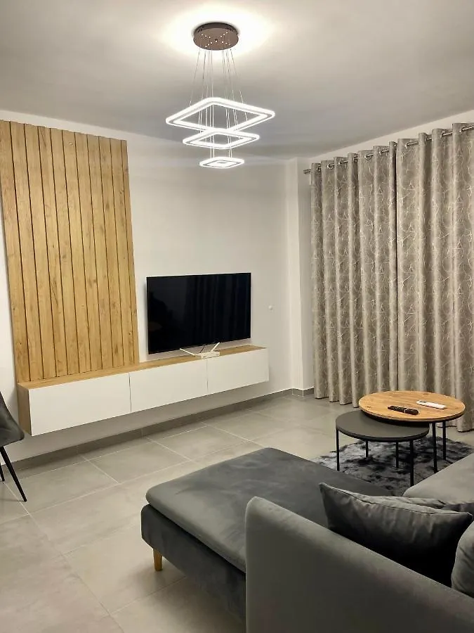Seaview Modern Two Bedroom Apartment Sarandë