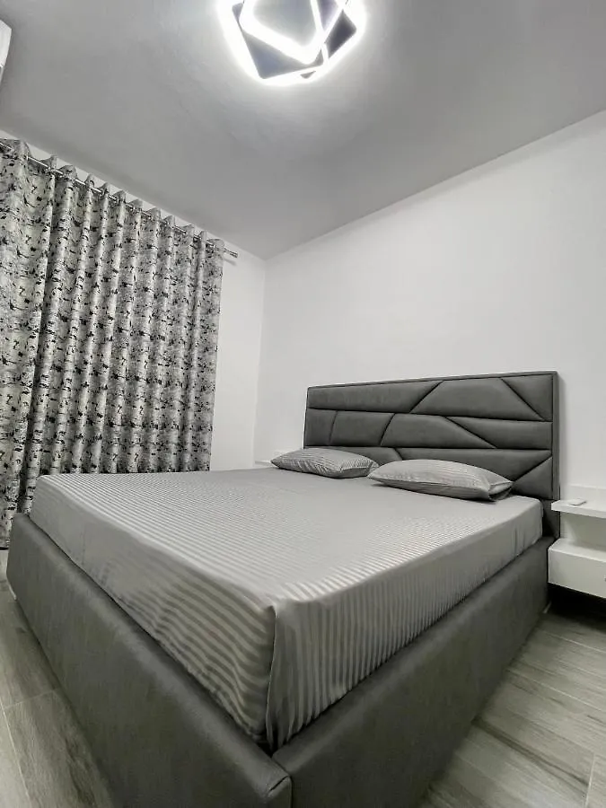 Seaview Modern Two Bedroom Apartment Sarandë 0*,