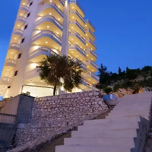 Sky Way Skk Luxury Aparthotel